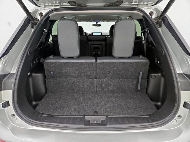Photo of 2024 Silver Mitsubishi Outlander