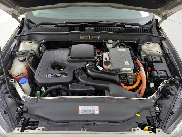 Photo of 2017 Gold Ford Fusion Hybrid