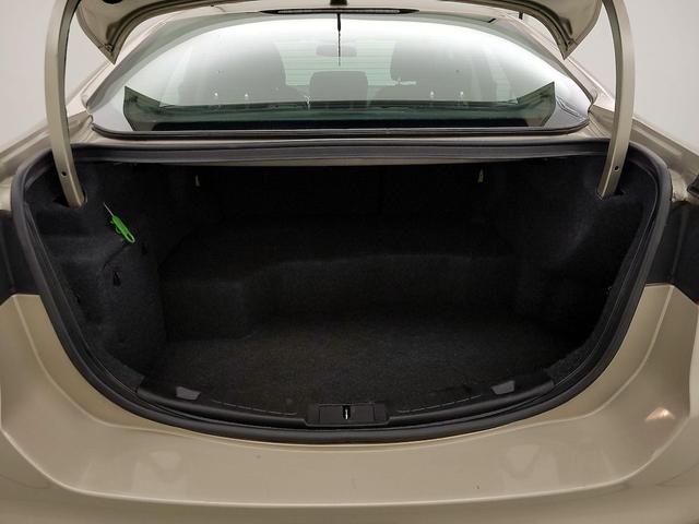 Photo of 2017 Gold Ford Fusion Hybrid