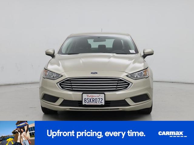 Photo of 2017 Gold Ford Fusion Hybrid