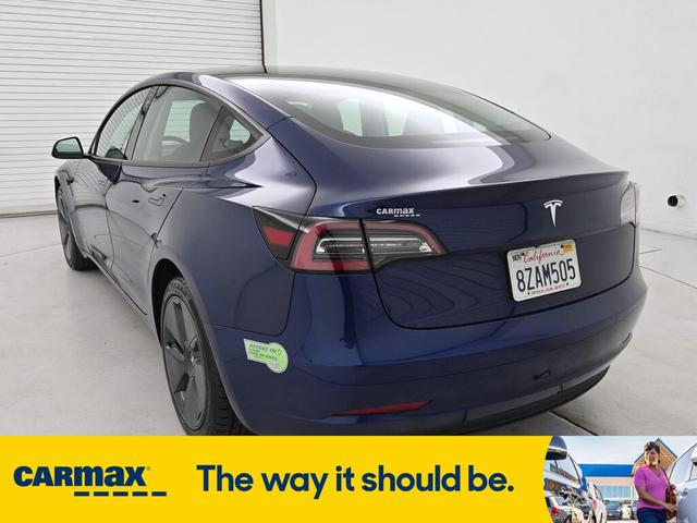 Photo of 2022 Blue Tesla Model 3