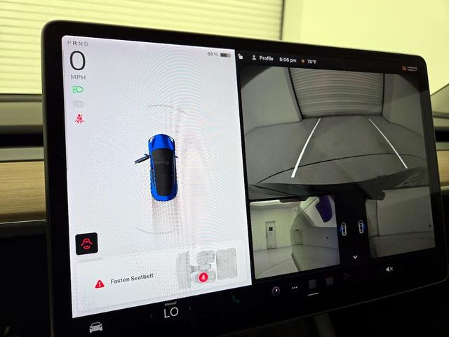 Photo of 2022 Blue Tesla Model 3