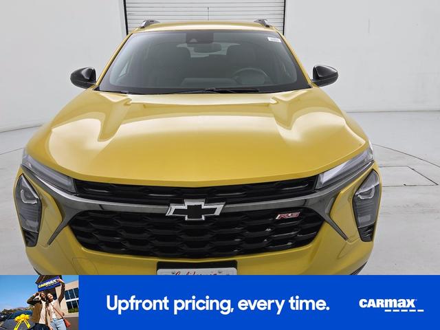 Photo of 2024 Yellow Chevrolet Trax
