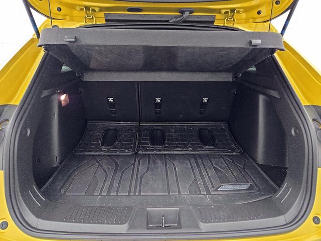Photo of 2024 Yellow Chevrolet Trax