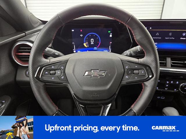 Photo of 2024 Yellow Chevrolet Trax