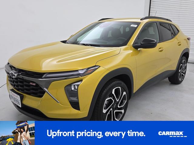 Photo of 2024 Yellow Chevrolet Trax