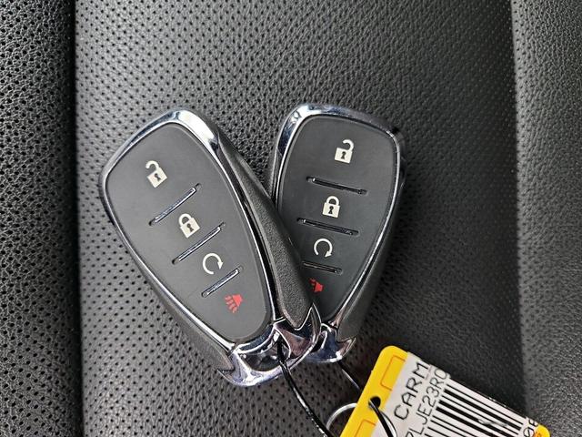 Photo of 2024 Yellow Chevrolet Trax