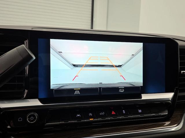 Photo of 2022 Black Chevrolet Silverado 1500