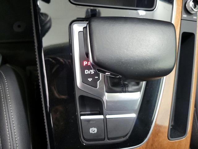 Photo of 2021 Black Audi Q5
