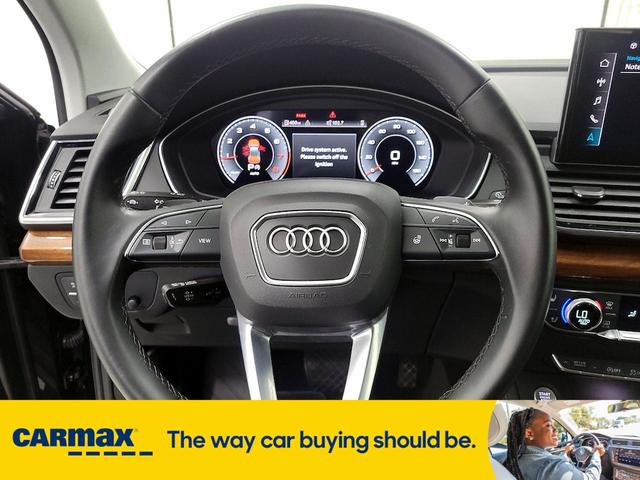 Photo of 2021 Black Audi Q5
