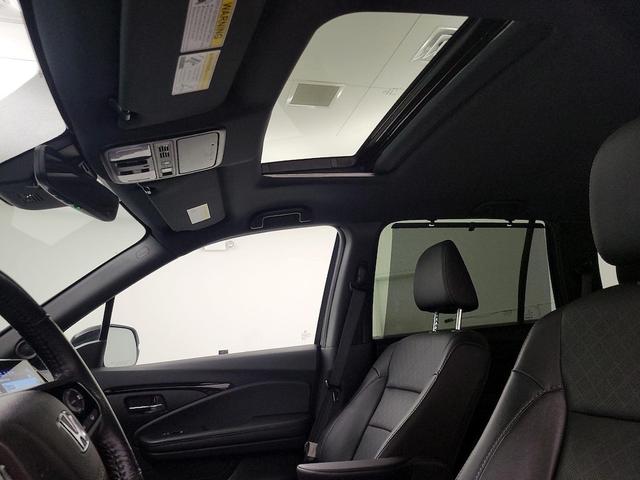 Photo of 2020 Black Honda Passport