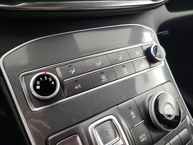 Photo of 2022 Blue Hyundai SANTA FE