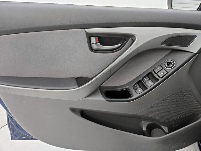 Photo of 2016 Blue Hyundai ELANTRA