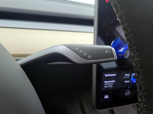 Photo of 2021 Blue Tesla Model 3