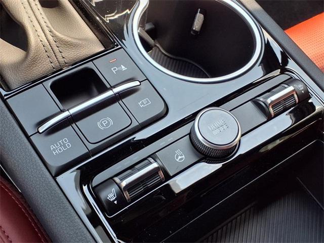Photo of 2026 Aurora Black Pearl Kia K5