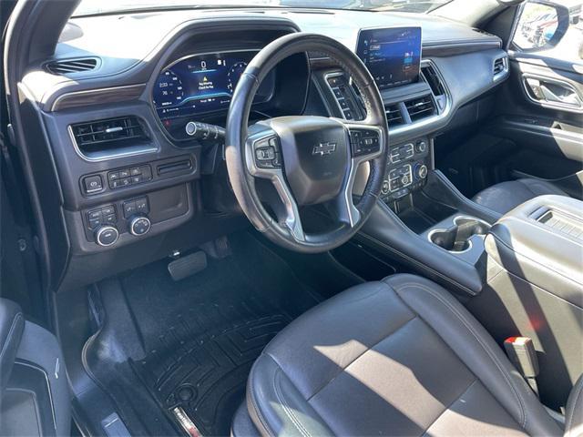 Photo of 2023 Black Chevrolet Suburban