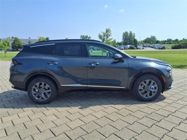 Photo of 2025 Gravity Gray Kia Sportage Hybrid