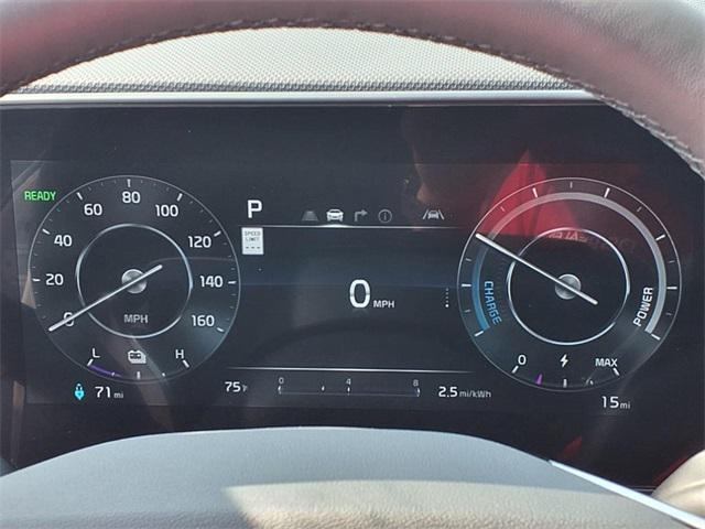 Photo of 2025 Snow White Pearl Kia Niro EV