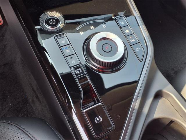 Photo of 2025 Snow White Pearl Kia Niro EV