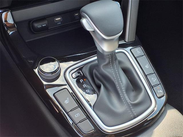 Photo of 2026 Snow White Pearl Kia Seltos