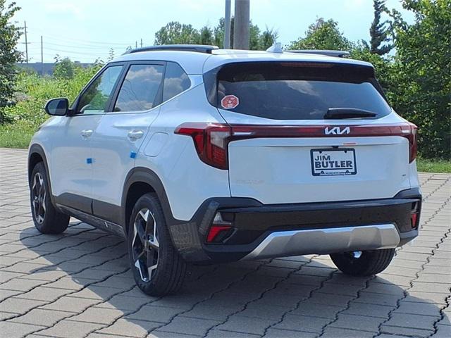 Photo of 2026 Snow White Pearl Kia Seltos