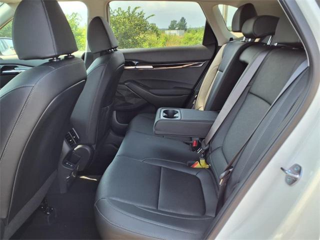 Photo of 2026 Snow White Pearl Kia Seltos