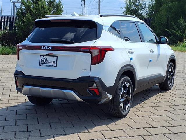 Photo of 2026 Snow White Pearl Kia Seltos