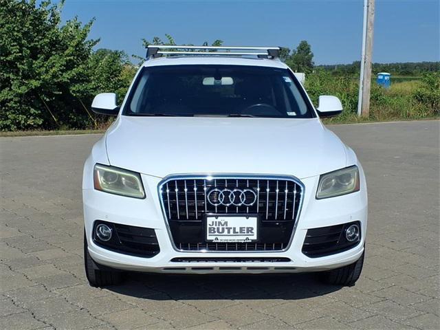 Photo of 2017 Glacier White Metallic Audi Q5