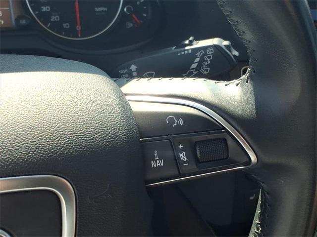 Photo of 2017 Glacier White Metallic Audi Q5
