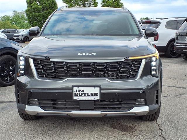 Photo of 2025 Interstellar Gray Kia Sorento Hybrid