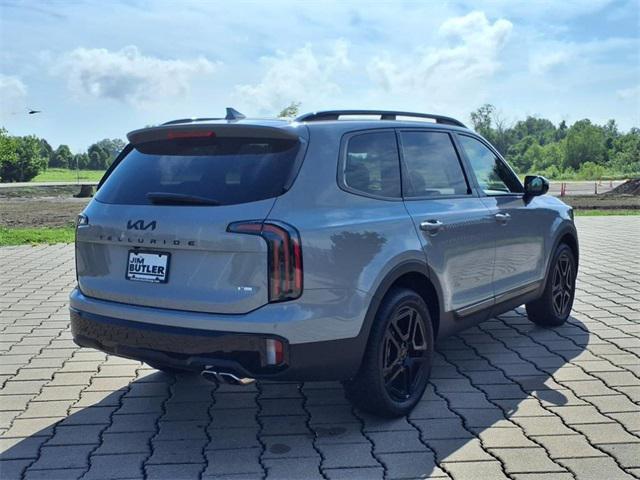 Photo of 2025 Wolf Gray Kia Telluride