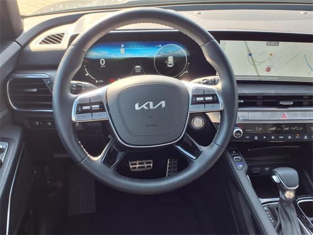 Photo of 2025 Wolf Gray Kia Telluride