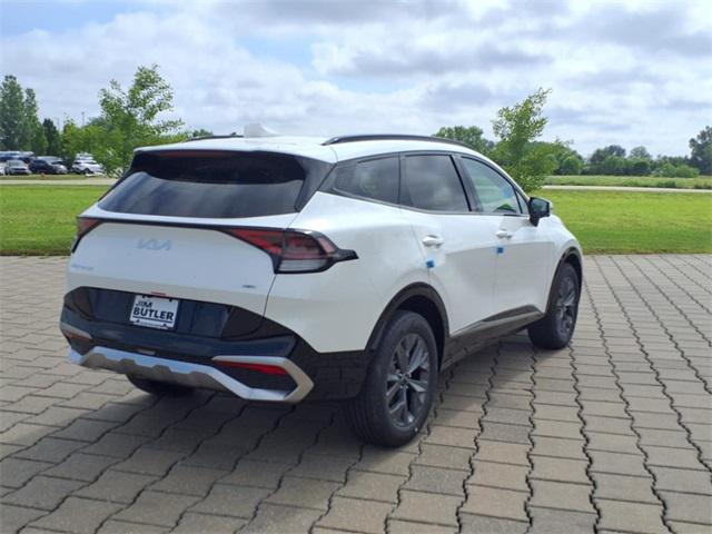Photo of 2025 Snow White Pearl Kia Sportage Hybrid