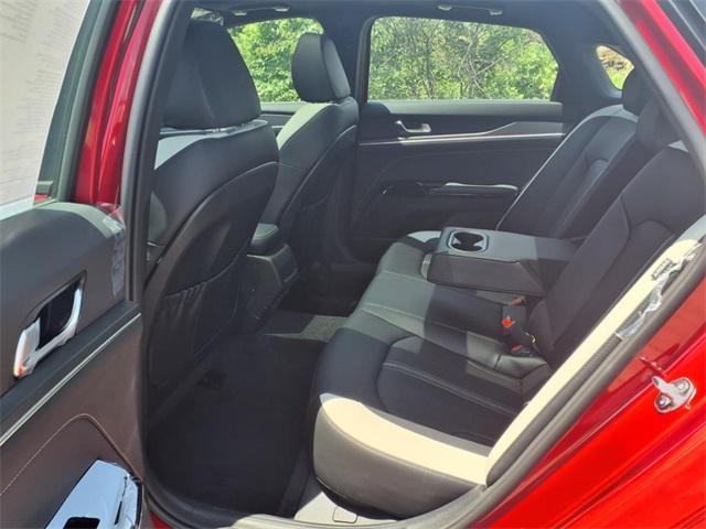 Photo of 2025 Runway Red Kia K5