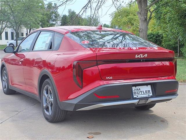 Photo of 2025 Currant Red Kia K4