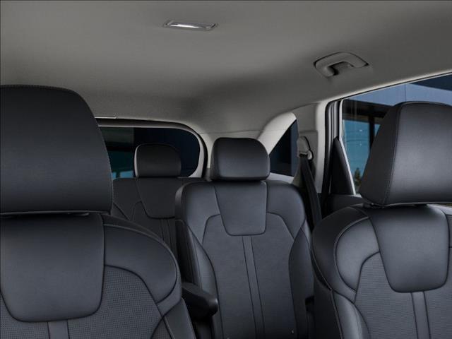 Photo of 2025 Snow White Pearl Kia Sorento Hybrid