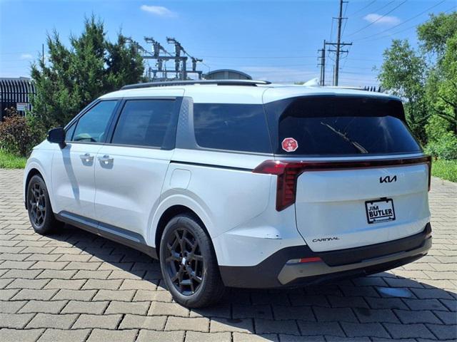 Photo of 2026 Snow White Pearl Kia Carnival