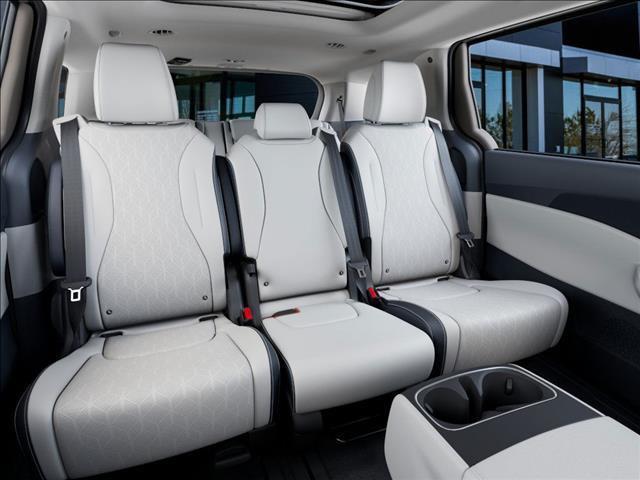 Photo of 2026 Ceramic Silver Kia Carnival Hybrid