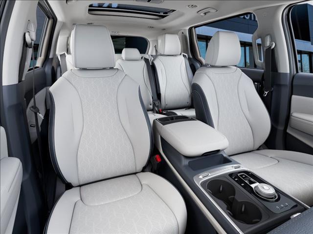 Photo of 2026 Ceramic Silver Kia Carnival Hybrid