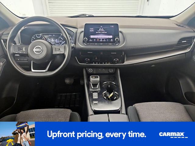 Photo of 2021 Red Nissan Rogue