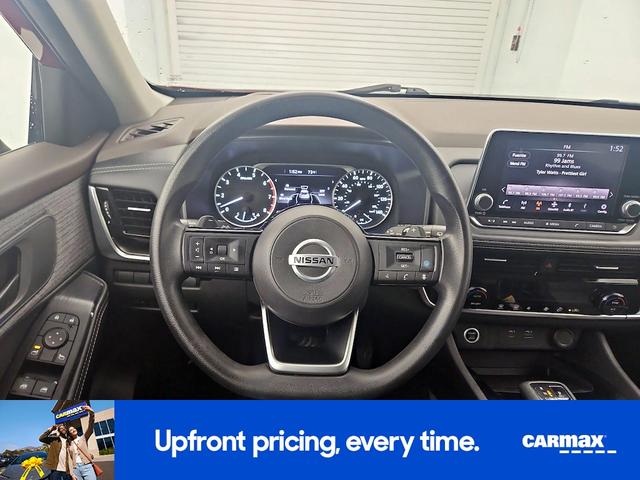 Photo of 2021 Red Nissan Rogue