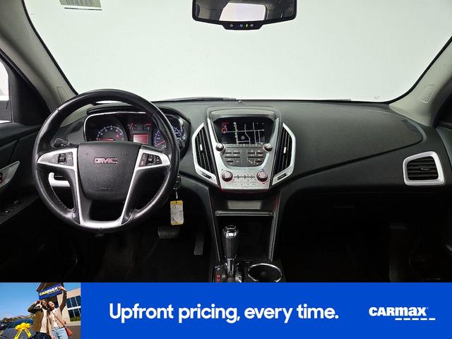 Photo of 2016 White GMC Terrain