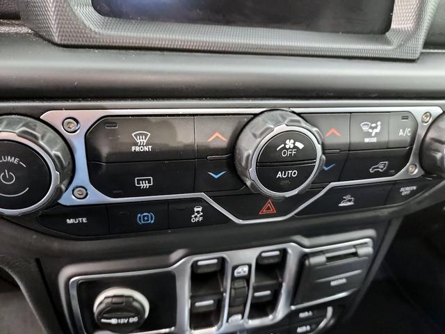 Photo of 2023 Silver Jeep Wrangler 4xe