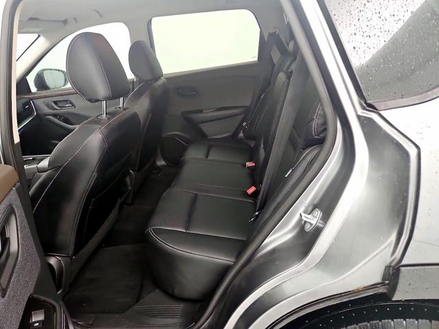 Photo of 2021 Gray Nissan Rogue