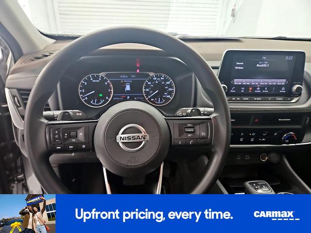 Photo of 2021 Gray Nissan Rogue