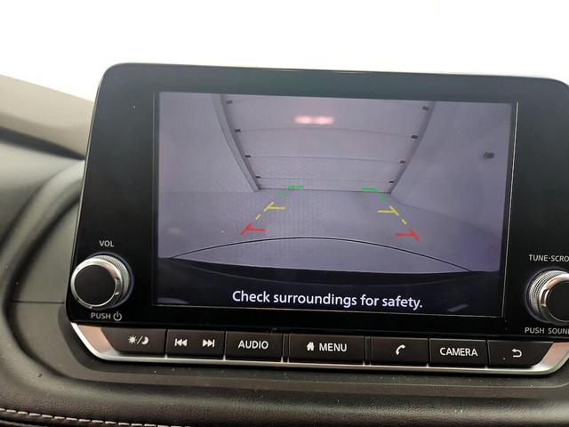 Photo of 2021 Gray Nissan Rogue