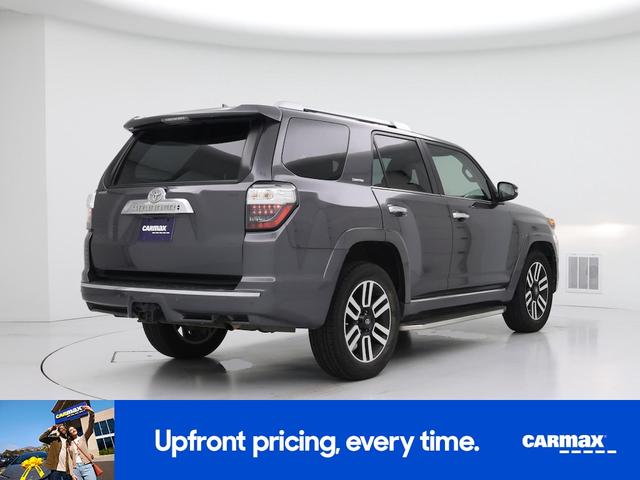 Photo of 2014 Gray Toyota 4Runner