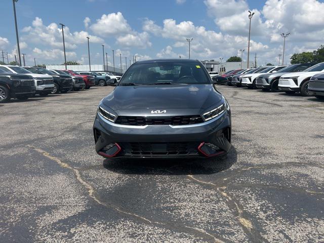 Photo of 2024 Gravity Gray Kia Forte