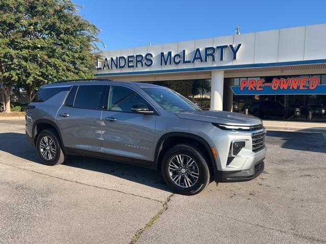 Photo of 2025 Sterling Gray Metallic Chevrolet Traverse