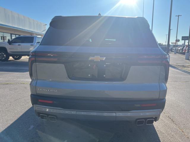 Photo of 2025 Sterling Gray Metallic Chevrolet Traverse